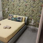Bà Luigi Bari